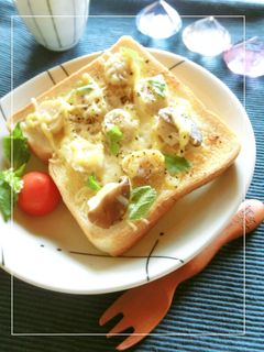 玉葱スープの素×エリンギのトースト-レシピのメイン写真