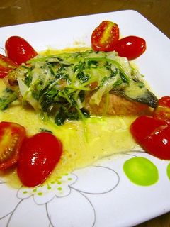 鮭のソテー豆苗と長ネギのクリームソース-レシピのメイン写真