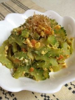ゴーヤと鮭フレークの炒め物-レシピのメイン写真