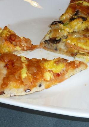 十六穀ご飯を使ったピザ-レシピのメイン写真