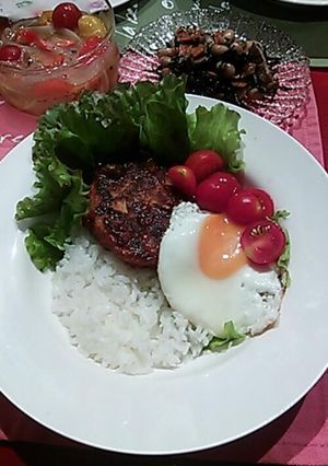 豆腐ハンバーグでヘルシーなロコモコ♪-レシピのメイン写真