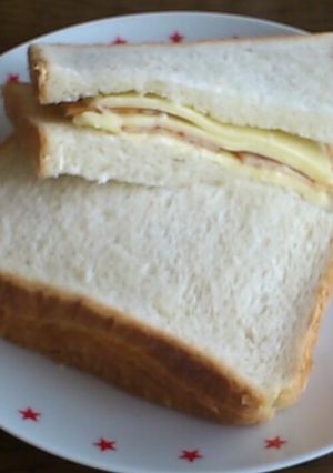 かんたんサンドイッチ-レシピのメイン写真