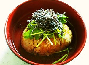 簡単！塩昆布と焼きおにぎりのダシ茶漬け♪-レシピのメイン写真