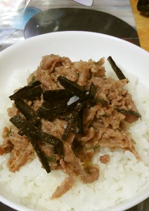 懐かしい味♪味噌煮込み牛丼♪-レシピのメイン写真