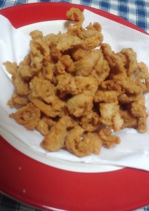 ビールがすすむよ～　『鶏皮カリカリ揚げ』-レシピのメイン写真