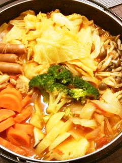 トマト缶で簡単トマト鍋-レシピのメイン写真