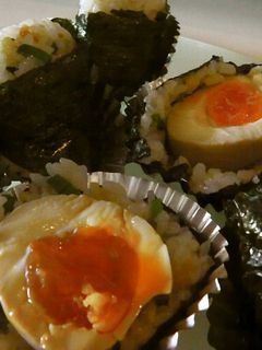 半熟煮卵で丼おにぎりを作ろう!-レシピのメイン写真