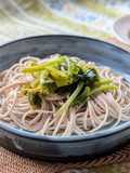 下処理した葉わさびで“葉わさび蕎麦”♪