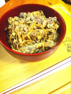 即興!すき焼き丼(^-^)-レシピのメイン写真