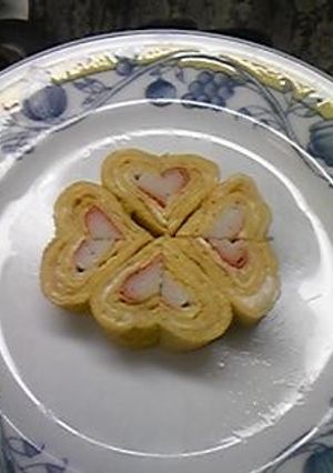 お弁当に♡ハートのかわいいカニマヨ卵焼き-レシピのメイン写真