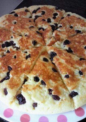 どーんと♪レーズンホットケーキ-レシピのメイン写真