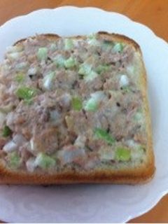 ツナたまマヨきゅうトースト-レシピのメイン写真
