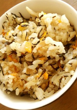 鉄分補給ひじきご飯*具は何でもOK-レシピのメイン写真