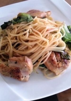 青菜とバジルチキンのパスタ-レシピのメイン写真