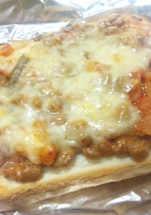ボリューム満点!!キムチ納豆トースト-レシピのメイン写真