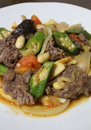 醤油麹ｄｅ牛肉きのこトマト大豆の炒め物-レシピのメイン写真