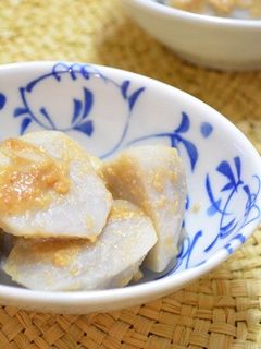 醤油麹で里芋の胡麻和え-レシピのメイン写真
