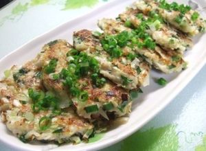 鶏ひき肉とキャベツ・ニラのチーズ焼き-レシピのメイン写真