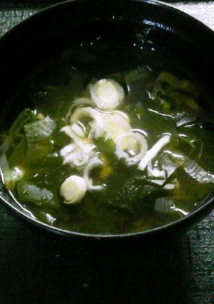 わかめとねぎのお味噌汁-レシピのメイン写真