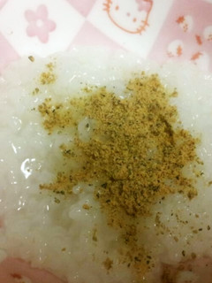 離乳食☆お粥に黒胡麻きなこふりかけ-レシピのメイン写真