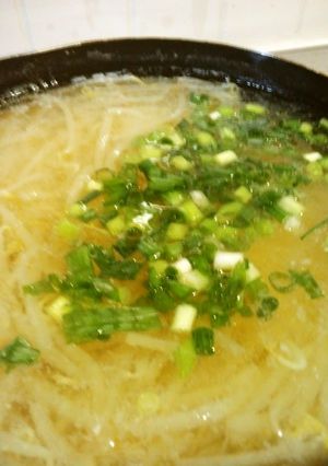 超簡単にチゲ風★もやしのお味噌汁★-レシピのメイン写真