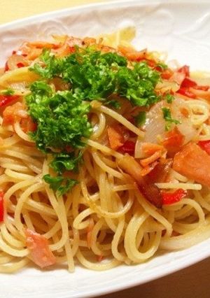 スモークサーモンのペペロンチーノ-レシピのメイン写真