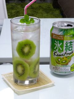 缶チューハイのおしゃれな飲み方-レシピのメイン写真