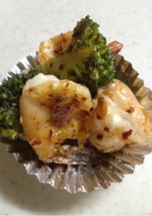 お弁当に！エビとブロッコリーマヨらー炒め-レシピのメイン写真