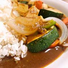 รูปของ すぐできる☆野菜炒めのせカレー