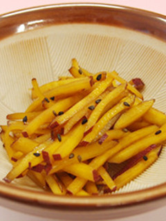 秋の味覚さつまいもできんぴら!-レシピのメイン写真