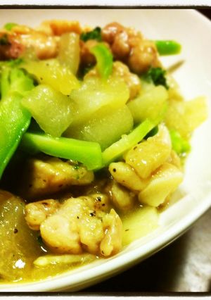 鶏と冬瓜とブロッコリーの炒め物-レシピのメイン写真