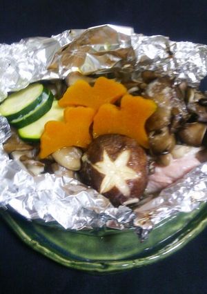 簡単♪秋鮭ときのこの塩糀ホイル焼き♪-レシピのメイン写真
