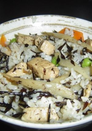 鶏ゴボウとひじきの混ぜご飯-レシピのメイン写真