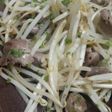 砂肝ともやしの塩ニンニク炒め