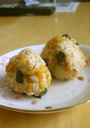 青じそと天かすのさっぱりおにぎり-レシピのメイン写真