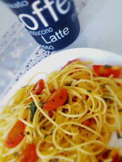 ミニトマトとバジルのスパゲッティ★梅風味-レシピのメイン写真