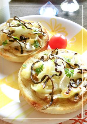 マッシュルーム×玉葱の塩昆布トースト-レシピのメイン写真