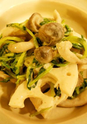 れんこん、しめじ、豆苗の胡麻和え-レシピのメイン写真