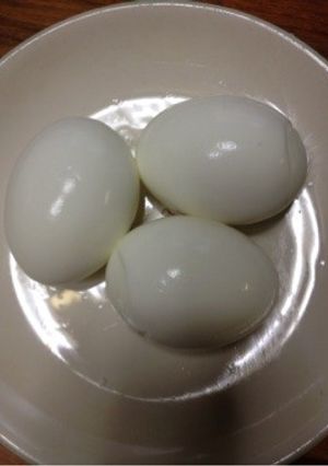 ⌘ゆで玉子がキレイにむけるステキ法⌘-レシピのメイン写真