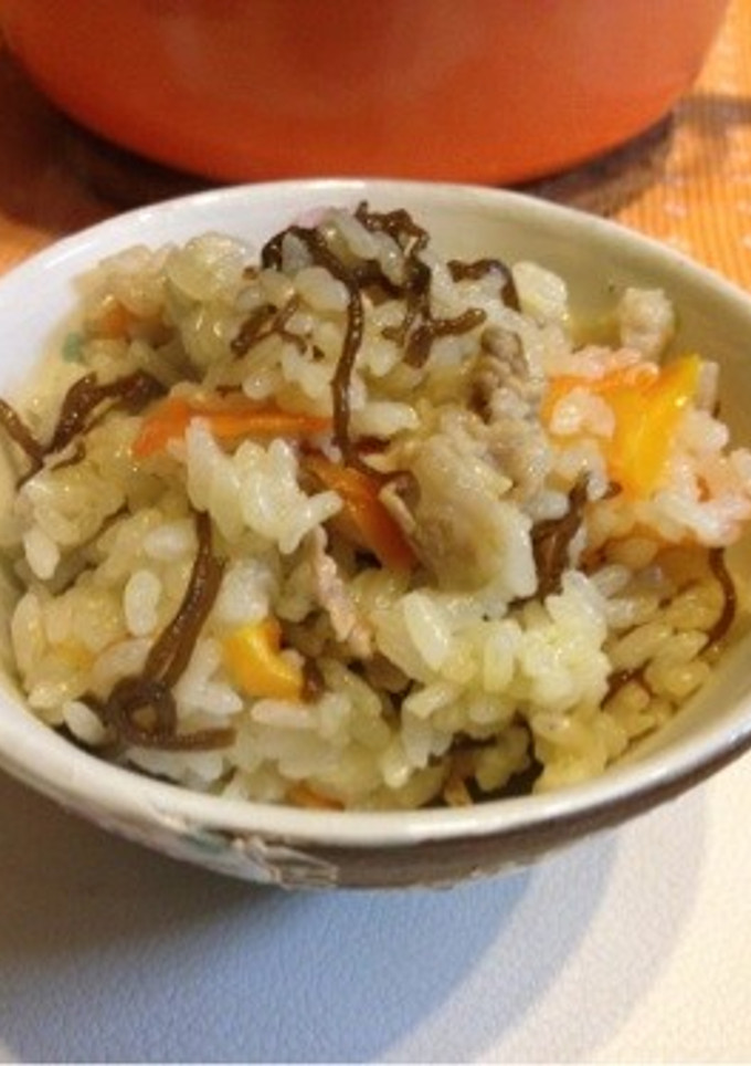 なんちゃって 沖縄風炊き込みご飯-レシピのメイン写真