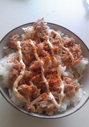 簡単!お手軽★ピリ辛ツナ丼-レシピのメイン写真