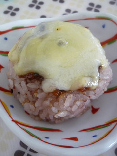 十六穀ごはんで✿味噌チーズおにぎり-レシピのメイン写真