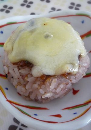 十六穀ごはんで✿味噌チーズおにぎり-レシピのメイン写真