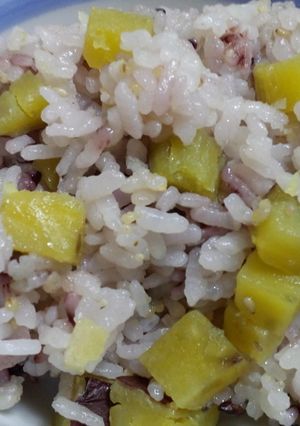 カンタン！さつまいも炊き込みごはん-レシピのメイン写真