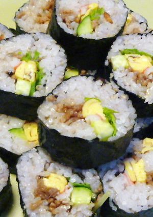 十六穀ごはんで海苔巻き-レシピのメイン写真