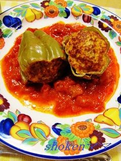 丸ごとピーマンの肉詰めトマトソース煮込み-レシピのメイン写真