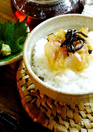 塩こんぶで♪鯛の香り茶漬け-レシピのメイン写真