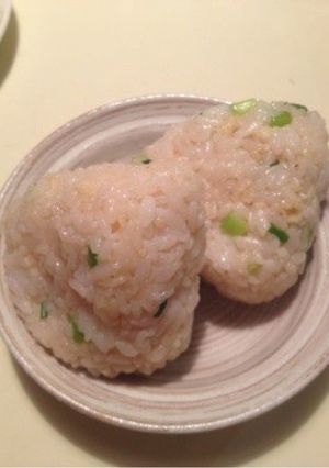 はまる!簡単天かすおむすび♪-レシピのメイン写真
