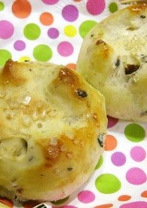 十六穀とレーズンのプチパン-レシピのメイン写真