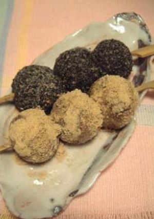 豆腐白玉だんご <黄な粉とゴマ味>-レシピのメイン写真
